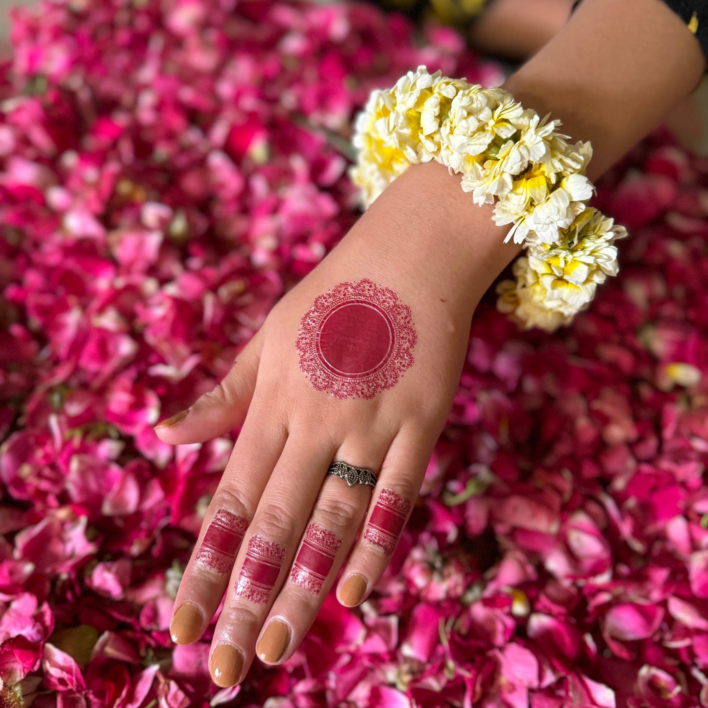 Classic Mandala | Henna Sticker